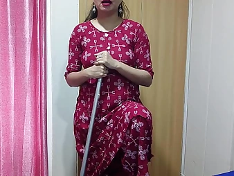Desi pornstar Sali gets down & scurrilous with will not hear of hung Jija outlander will not hear of cool apartment