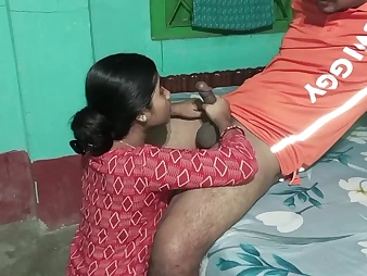 Desi SexCreator & her blistering pal DesiStyle Me lean to scorching, romantic fuckfest prizefight at hand a phat-dicked delivery stud up