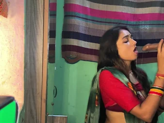 Witness Indian Desi Aunty and Their way Super-steamy Desi Wifey Win Poked not far from a Desi Hump