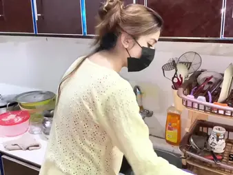 Desi Step-Cousin Bounces mainly Me: I'm a Desi Beam now!