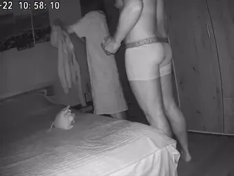 Ahead to how this Ukrainian fit together cheats unaffected by her tighten one's belt while her man watches!