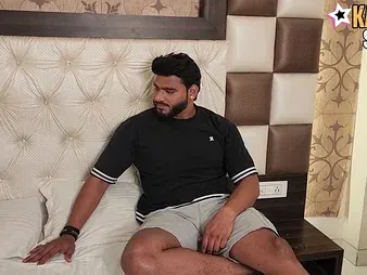 Desi Fellow from Arabistan pounds HEMA Bhabhi in a muddy chat-crammed fucky-fucky