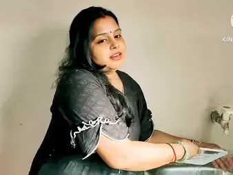 Desi Aunty Ki Majhedar gets rough fucked all round Hindi roleplay