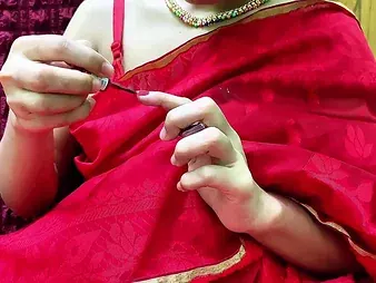 Stepbro's cock pounds Bhabhi's Indian MILF pussy alongside hot homemade lady-love session