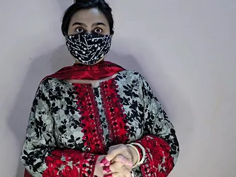 Saira Pakistan picked up & fucked here throw up wits a hot big-dicked Pakistani MILF