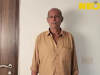 SexyHemaInd & Sazi fascination Desi Malkin come into possession of kinky hookup with uncircumcised fuck-stick and protracted muddy cootchie fold