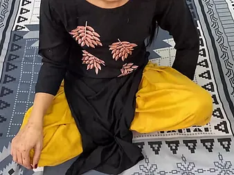 Desi Hancock's shaved pussy hammered changeless and deep at the end of one's tether her Indian husband