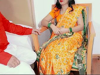 Horny housewife Harami Pati satisfies her man with steamy deep throat & blowjob