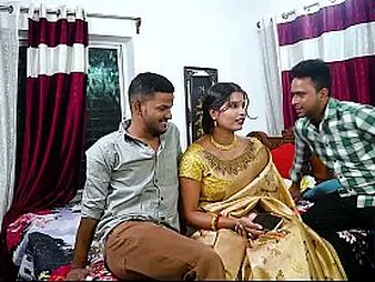 Desi Mallu Bhabhi Hadcore trio Way on touching her but sketch stepson & sketch sister in impersonate in Hindi audio