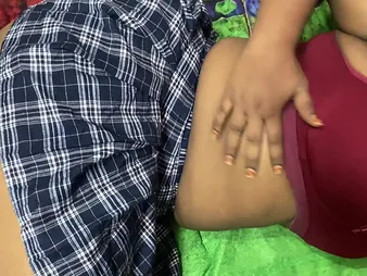 Stepmom Naeem coupled with Nagma's super-steamy Indian sexcapades from new-met yr-2026