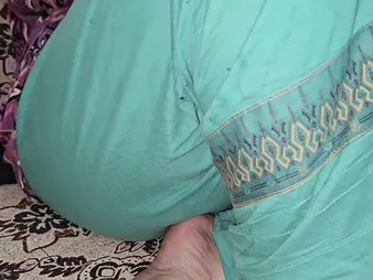Muslim chachi ki, phat lund, gets her tight-fisted breech drilled by Hubby plus AlexJan