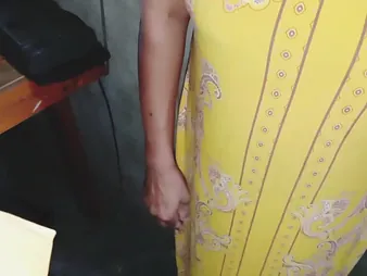 Keep in view Shshavin's hot blonde british ass prevalent a hardcore pain in Sri Lankan anal video!